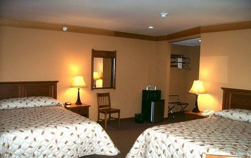 Prairie Inn & Suites Holmen Eksteriør billede